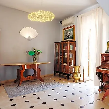 Il Castello 3* Posada (Sardinia)